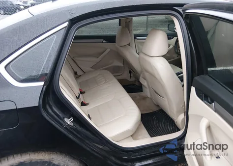 2015 Volkswagen Passat 1.8T Limited Edition из США, поврежденный, VIN 1VWAS7A32FC098629